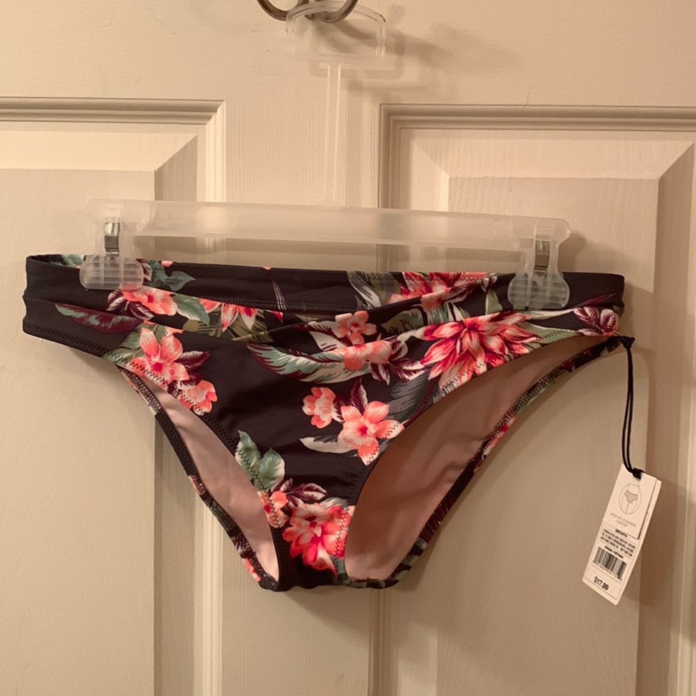 NWT Small Green Hipster Bikini Bottoms
